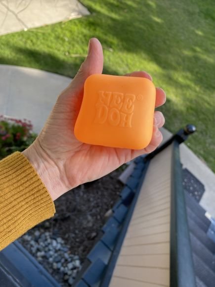 Yellow NeeDoh Nice Cube: Bright Sensory Fidget Toy for Stress Relief